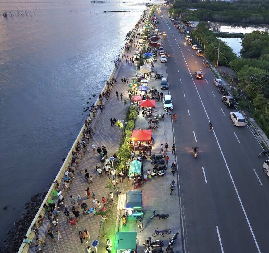 Dumangas Esplanade