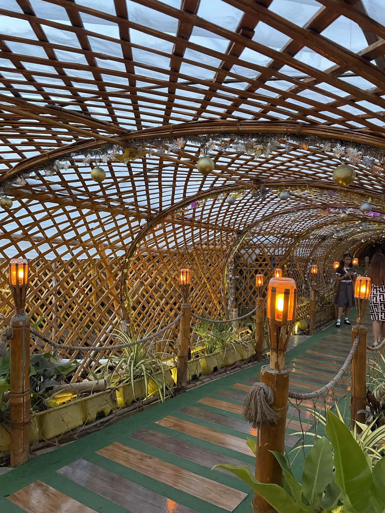 DeoRios Seafoods & BBQ Restaurant