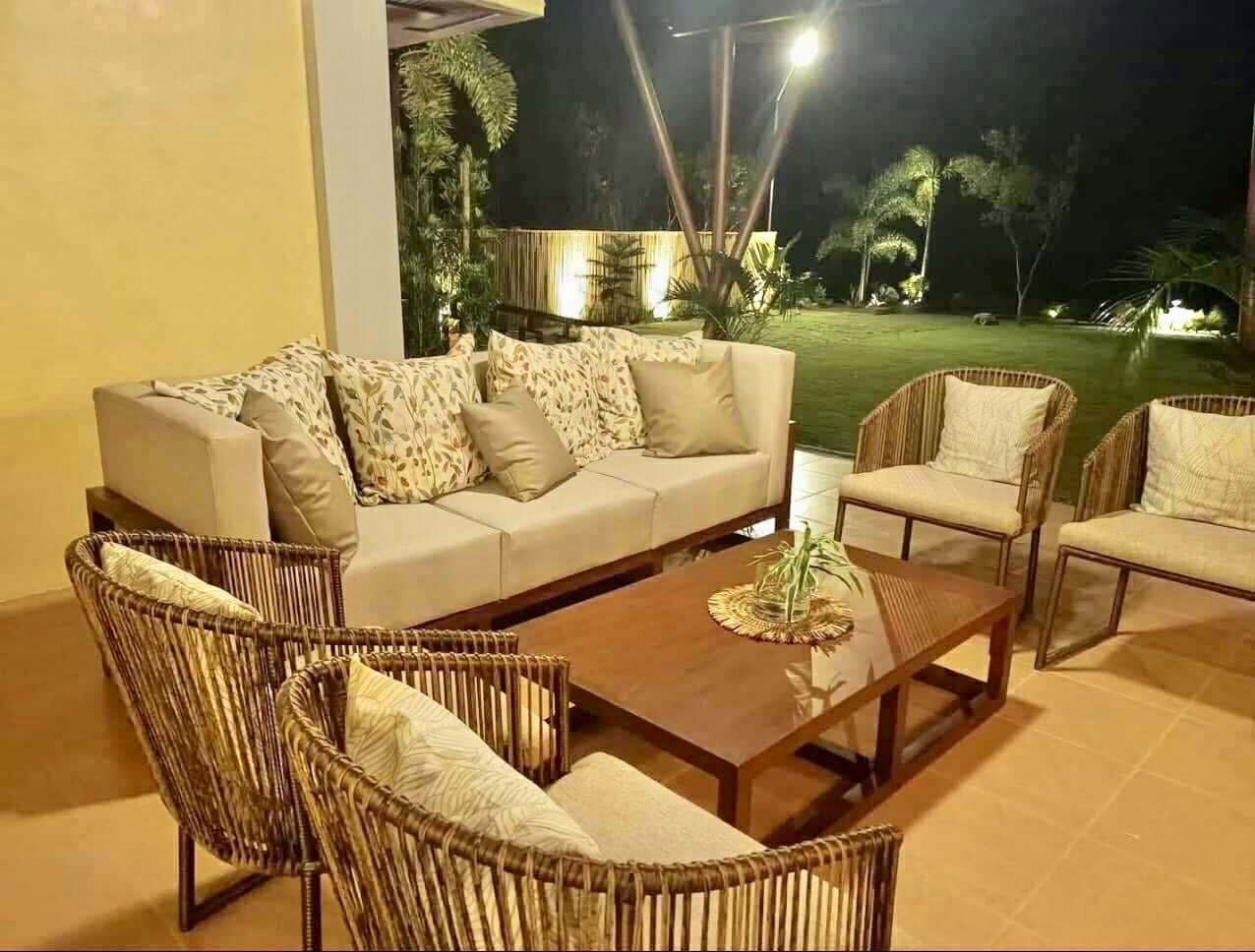 Lacaran Thai-Filipino Restaurant